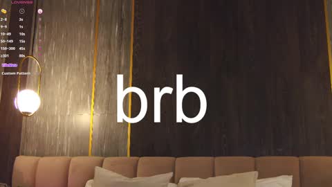 Snapshot of loraineluff chatting on March 2025 08:52:01 PM Loraine online show from March 2025 08:52:01 PM