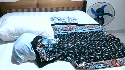 loreen online show from December 2025 08:07:02 PM