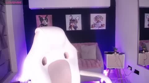 LORELI online show from March 2026 03:34:02 AM