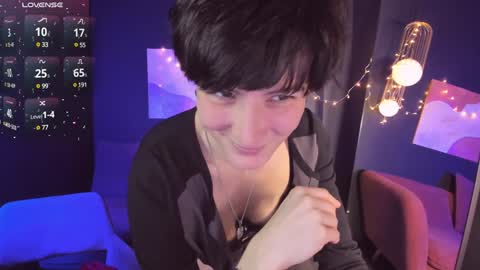 Loren online show from January 2025 02:02:02 PM