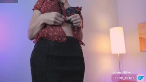 Loren online show from November 2025 02:50:01 PM