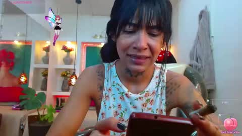 Snapshot of lorenapinto_ chatting on October 2025 02:12:02 AM lore online show from October 2025 02:12:02 AM