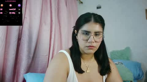 sofia online show from September 2025 04:23:01 AM