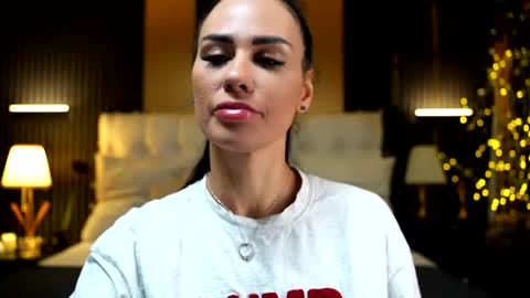 LoretteLorena online show from July 2026 04:15:01 AM