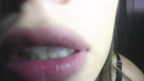 lorexxw online show from June 2026 06:46:02 PM