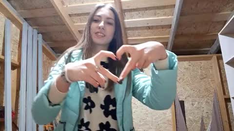 Stella online show from November 2025 02:27:02 PM