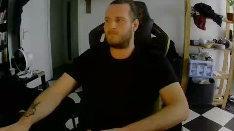 Snapshot of lorigon06 chatting on September 2025 06:34:01 AM Lorigon online show from September 2025 06:34:01 AM