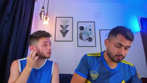 Snapshot of los_juanes chatting on January 2025 07:54:01 PM JUAN  JUAN online show from January 2025 07:54:01 PM