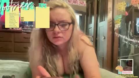 LostInHerWonderlan online show from November 2025 09:25:01 PM