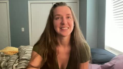 lothlori online show from June 2026 02:01:02 PM