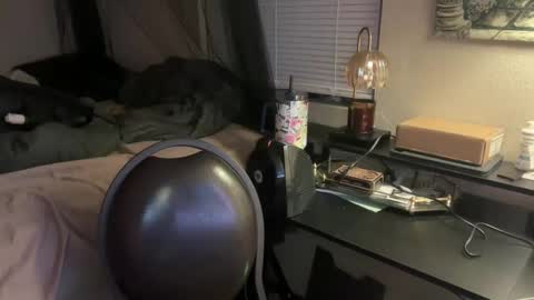 Snapshot of lottiepoppie chatting on December 2024 01:28:01 PM Lottiepoppie online show from December 2024 01:28:01 PM