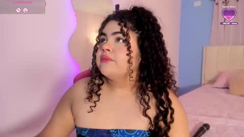 Snapshot of lou_22_ chatting on February 2026 12:37:01 PM Lou online show from February 2026 12:37:01 PM