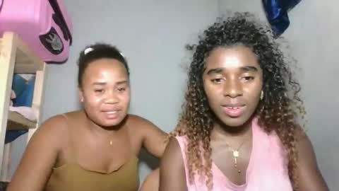 louane98 online show from February 2026 09:19:01 PM