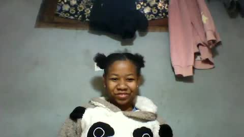 Snapshot of louane98 chatting on June 2026 08:57:02 AM louane98 online show from June 2026 08:57:02 AM
