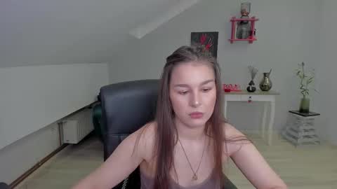 louannahart online show from February 2026 04:38:01 AM