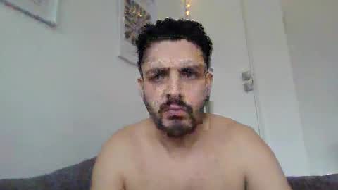 louie_dog online show from February 2025 12:06:02 PM