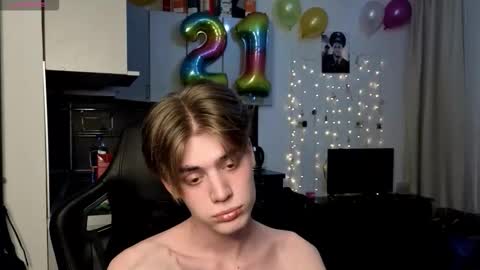 louie_evans online show from February 2026 03:27:02 PM