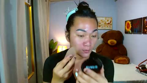 Cathy online show from November 2025 12:37:02 PM