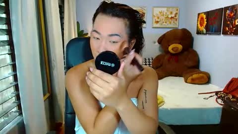 Snapshot of louie_sexy chatting on May 2026 06:08:01 AM Cathy online show from May 2026 06:08:01 AM