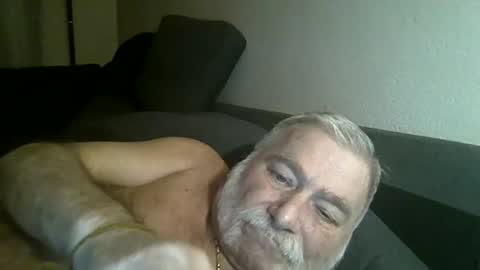 louis_chokdee online show from December 2024 07:11:02 PM