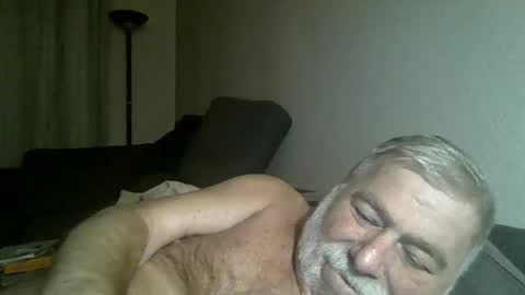 louis_chokdee online show from December 2024 06:08:01 PM