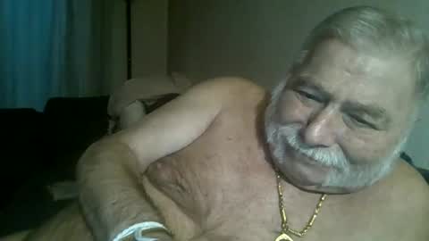 louis_chokdee online show from September 2025 06:19:02 PM