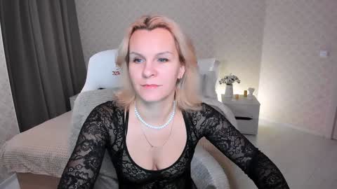 Louisa online show from December 2024 08:09:02 AM