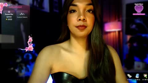 Louisa online show from November 2025 02:45:01 AM