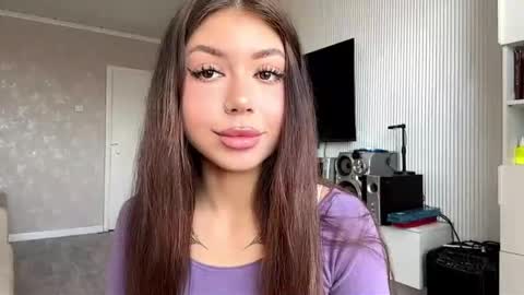 Flora online show from April 2026 07:11:01 AM