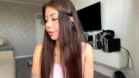 Flora online show from April 2026 07:33:02 AM