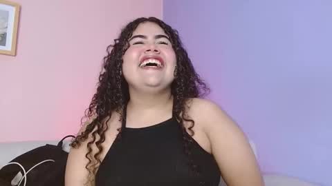 lourdes_moon22 online show from October 2025 12:50:01 PM