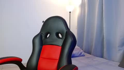 Snapshot of loushd chatting on January 2025 04:08:02 AM Lous HD online show from January 2025 04:08:02 AM