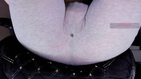 Kira online show from October 2025 01:44:02 PM