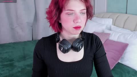 Snapshot of love_is_lola chatting on December 2024 12:56:02 AM Lola online show from December 2024 12:56:02 AM