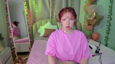 Snapshot of love_is_lola chatting on March 2025 07:10:01 AM Lola online show from March 2025 07:10:01 AM