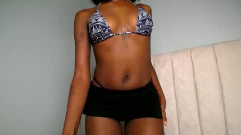 Miah online show from October 2025 10:06:02 PM