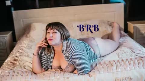 Snapshot of love_milanna chatting on September 2025 11:39:02 PM Milana online show from September 2025 11:39:02 PM