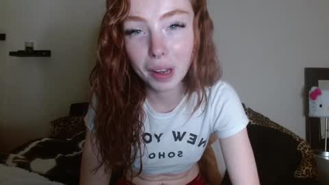 Snapshot of lovecalixo chatting on February 2025 02:44:02 AM Cali Love online show from February 2025 02:44:02 AM