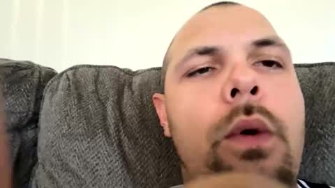 lovecurve_ online show from October 2025 08:31:01 PM