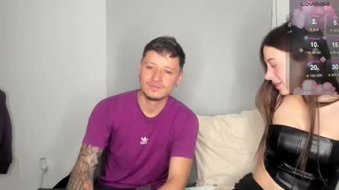 Bella and Andy online show from October 2025 12:22:01 AM