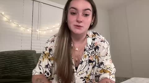 Snapshot of lovefromrose1 chatting on July 2026 03:15:01 AM Olivia Rose online show from July 2026 03:15:01 AM