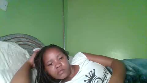 Snapshot of lovegal335 chatting on June 2026 05:19:02 AM lovegal335 online show from June 2026 05:19:02 AM