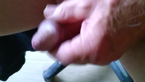 Snapshot of loveitallbehappy chatting on October 2025 08:37:02 AM Loveitall online show from October 2025 08:37:02 AM