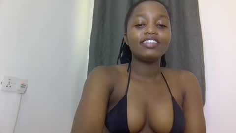 Snapshot of lovelbrownie chatting on April 2026 09:29:02 AM lovelbrownie online show from April 2026 09:29:02 AM