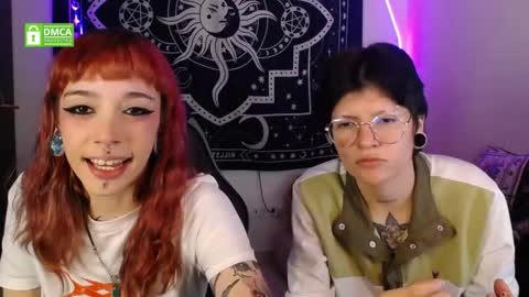 Snapshot of lovelockedlips chatting on October 2025 01:55:02 AM Alex Violet online show from October 2025 01:55:02 AM