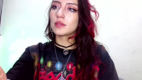 Snapshot of lovely_akira_xwx chatting on May 2026 05:02:02 AM Tami online show from May 2026 05:02:02 AM