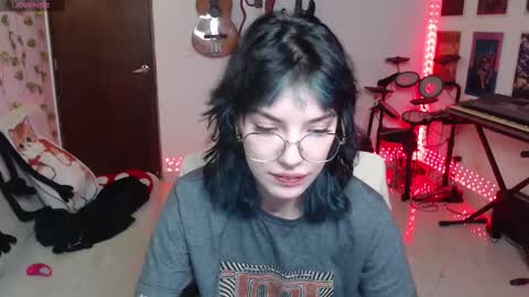 Cassie online show from October 2025 01:22:01 AM