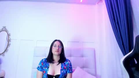 Snapshot of lovely_chloe19 chatting on January 2025 04:57:02 PM Chloe online show from January 2025 04:57:02 PM