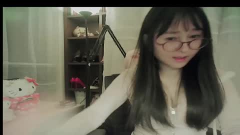 DANA KIM online show from January 2026 01:27:01 PM