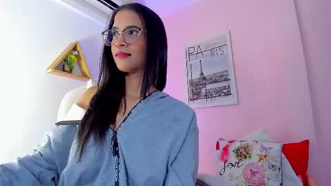 Snapshot of lovely_oliviaa chatting on August 2026 05:15:01 PM Olivia online show from August 2026 05:15:01 PM